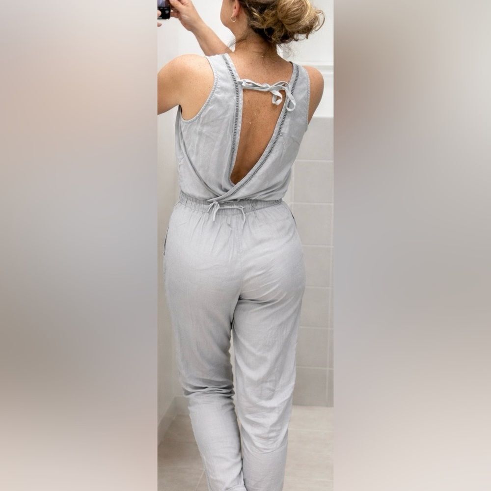 Cloth & Stone by Anthropologie Gray Sleeveless Jumpsuit Tie Waist Size S